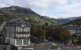 Studio lumineux avec balcon 2/4 pers. plein centre